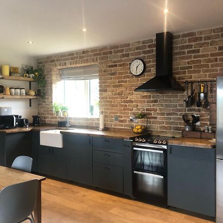 Sandyhill Guest House - ווסטפורט מראה חיצוני תמונה